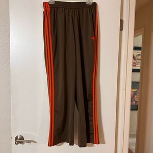 Gently used men’s Adidas sweat pants